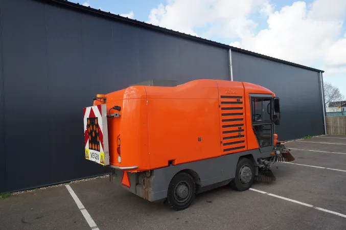 Ravo - 540 STREET SWEEPER EURO5 WITH 3RD BRUSH