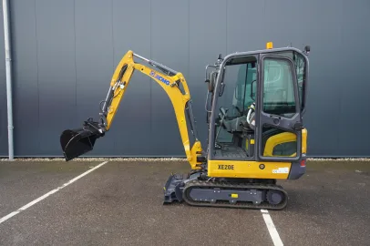 XCMG - XE20E MINI CRAWLER DIGGER WITH BUCKETS