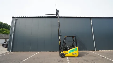 EUROTRAC - FE18-S 1.8 TON TRIPLEX 3-STAGE NEW FORKLIFT