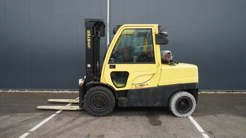Hyster - H5.5FT forklift triplex