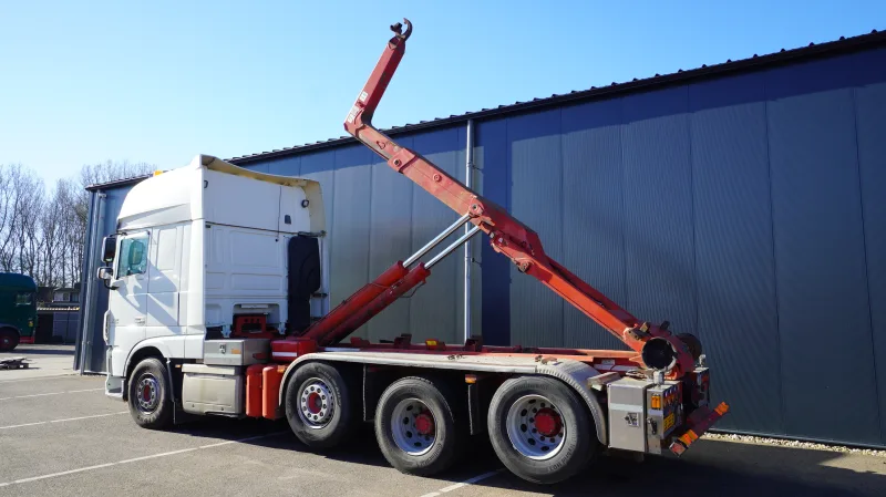 DAF - XF 460 – 8x2 hooklift truck