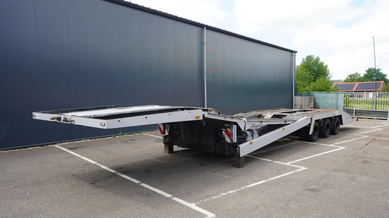 Estepe - Truck and car transport trailer