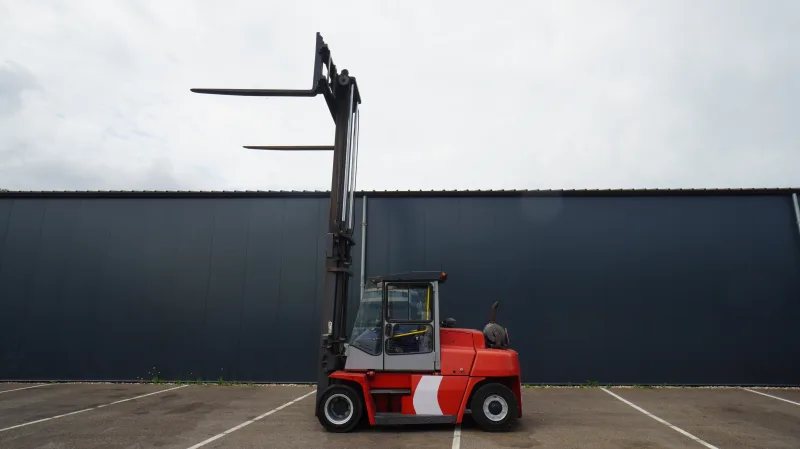Kalmar - DCE 70-6 HE – 7-ton forklift