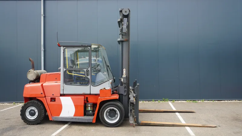 Kalmar - DCE 70-6 HE – 7-ton forklift
