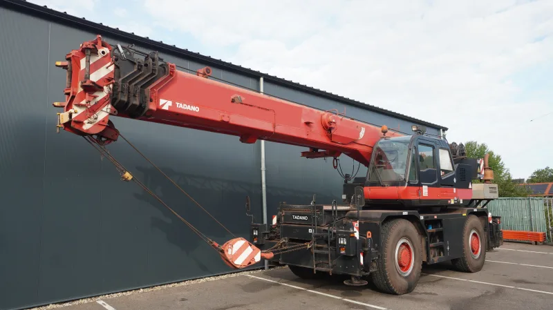 TADANO-FAUN - GR-300EX WITH JIB 4X4X4 ROUGH TERRAIN CRANE