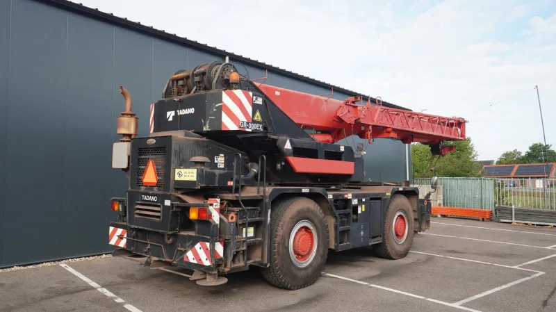 TADANO-FAUN - GR-300EX WITH JIB 4X4X4 ROUGH TERRAIN CRANE