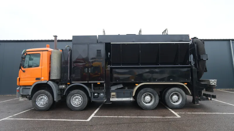 Mercedes-Benz - ACTROS 4144 8X4 RSP 10M3 SAUGBAGGER SUCTION VACUUM