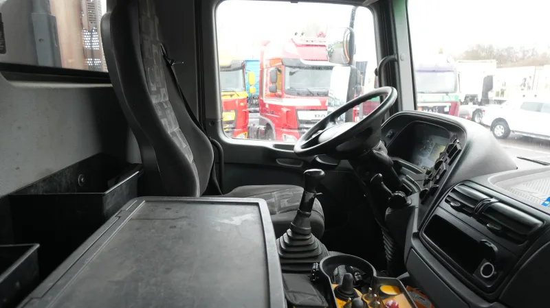 Mercedes-Benz - ACTROS 4144 8X4 RSP 10M3 SAUGBAGGER SUCTION VACUUM