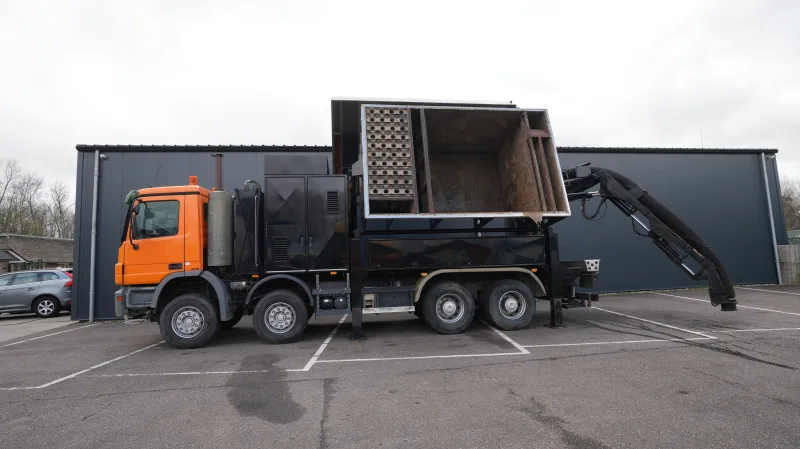 Mercedes-Benz - ACTROS 4144 8X4 RSP 10M3 SAUGBAGGER SUCTION VACUUM