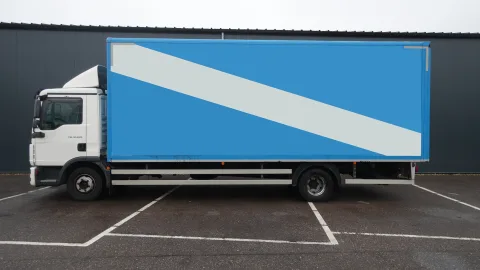 MAN - TGL 12.220 closed box truck