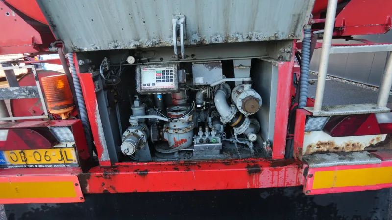 LAG - ADR fuel tank trailer