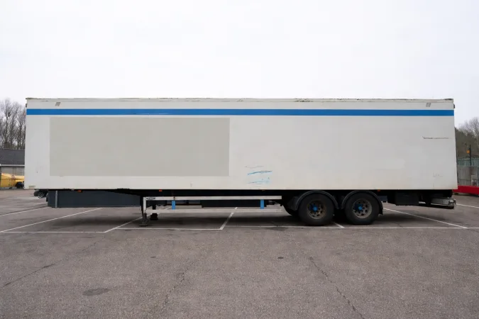 LAG - Closed box trailer