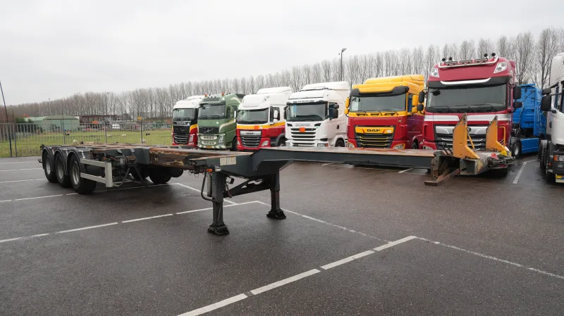 D-tec - Extendable container transport trailer