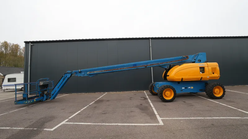 JLG - 860SJ 26.2mtr Telescopic 4X4 Diesel boom work lift 