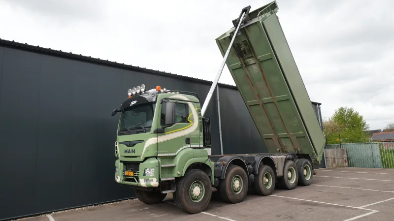 MAN - TGS 49.500 10X8 Tipper 219.400km