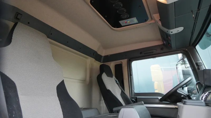 MAN - TGS 49.500 10X8 Tipper 219.400km