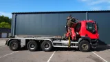 Iveco - Trakker 410 8x4 Cable system with Crane