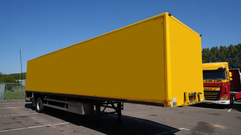 Floor - 1 Axle closed box trailer