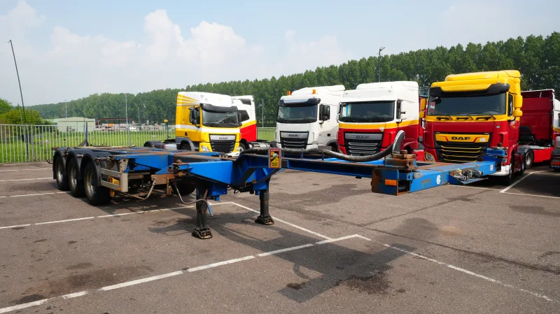 Pacton - 3 axle container chassis extendable trailer