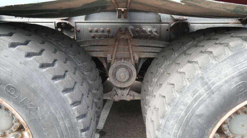 Volvo - FH 460 6x4 combi with Palfinger SRX 47 crane and log transport trailer