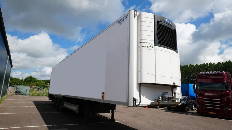 LAMBERET - 3 Axle frigo trailer Carrier Vector 1950 Bi-Temp
