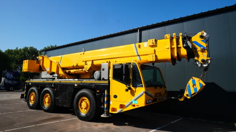 Terex-Demag - AC 50-1 MOBILE CRANE