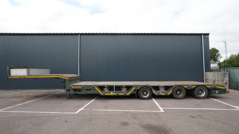 Broshuis - 3 axle semi low loader extendable