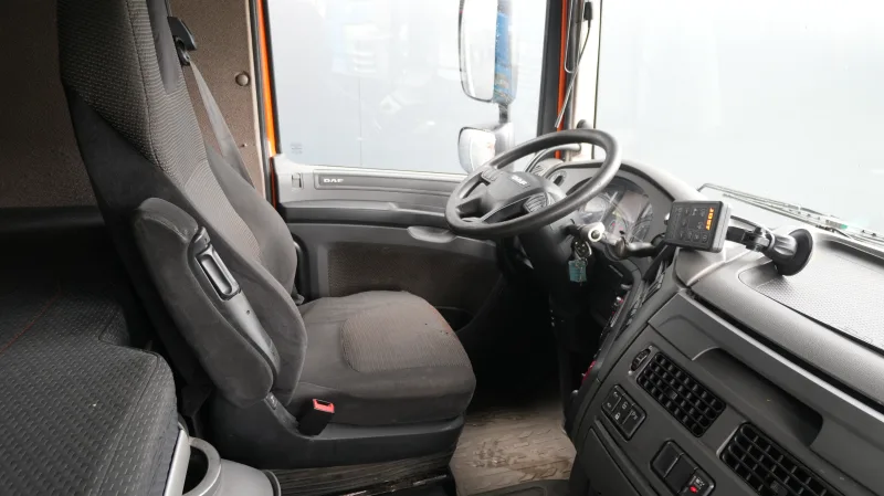 DAF - XF 440 mega tractor unit