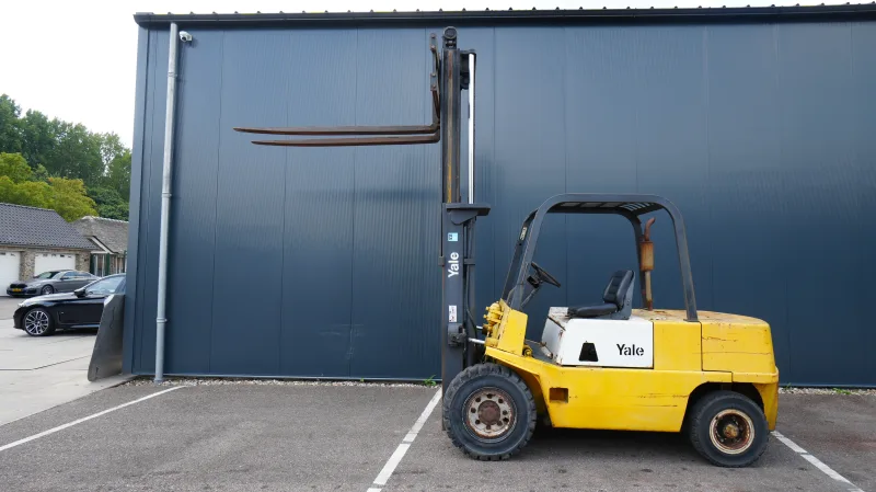 Yale - 4.0T FORKLIFT