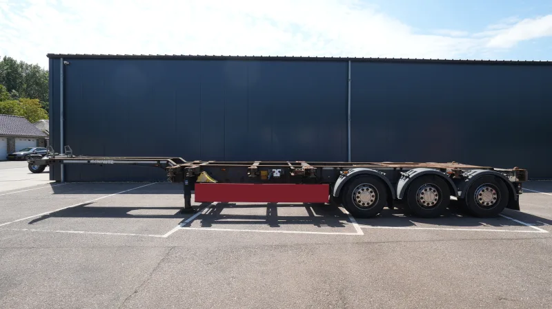 Schmitz - 3 axle container chassis extendable trailer