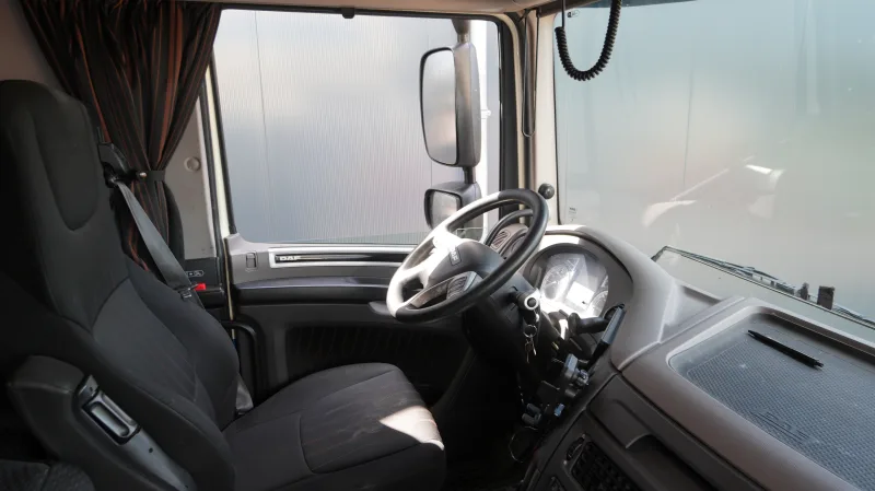 DAF - XF440 FTP 6x2 tractor unit