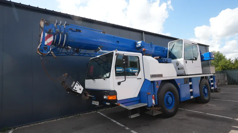 Liebherr - LTM 1030