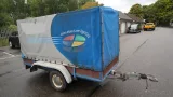 EQUIPE - Taurpalin trailer broken axle!