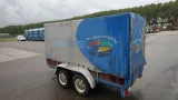 EQUIPE - Taurpalin trailer broken axle!