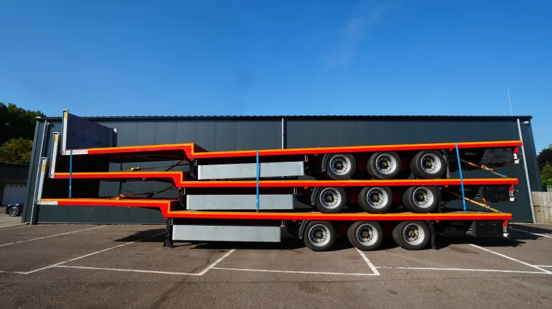 Reistreyler - 3 axle semi low loader