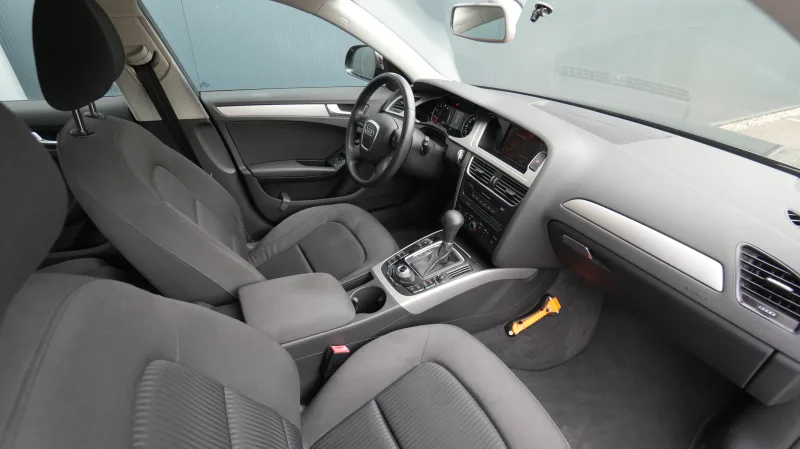 Audi - A4 AVANT 2.0TFSI Pro Line Business DSG