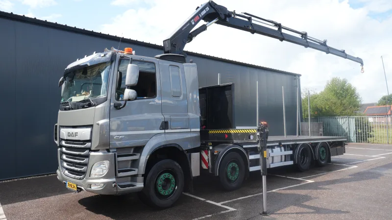 DAF - CF 480 8x2 Open box truck with Hiab X-Hiduo 228 E-5 Crane