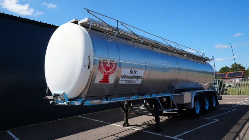 Pacton - 3 axle food tank trailer 30.000ltr