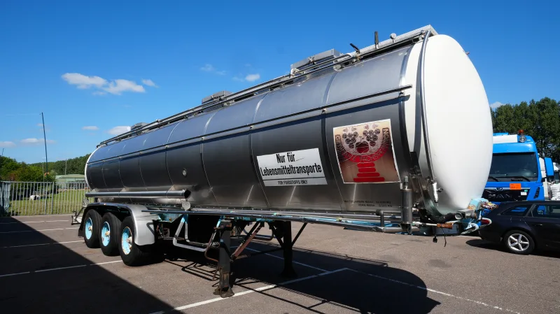 Pacton - 3 axle food tank trailer 30.000ltr
