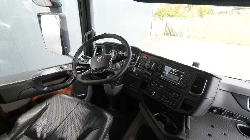 Scania - R 500 6x2 retarder tractor unit