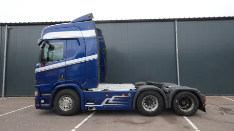 Scania - R 520 V8 6x2 tractor unit retarder