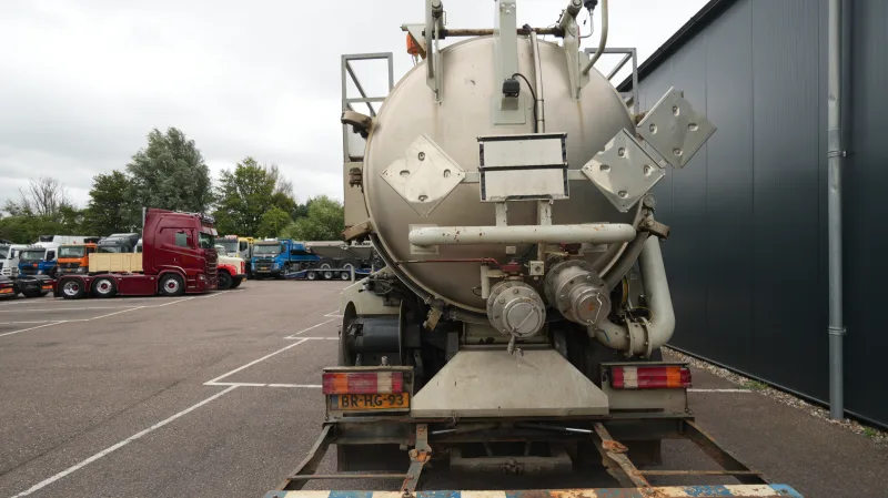 Mercedes-Benz - AXOR 2728 6x2 vacuum suck and pressure tank 206.700KM