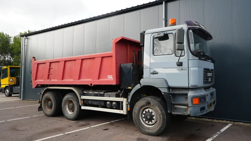 MAN - 33.414 6x6 tractor unit/tipper