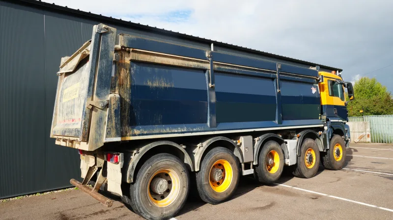 MAN - TGS 49.440 10x8 tipper 486.300km