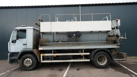 MAN - LE 220 B vacuum truck 35.000km