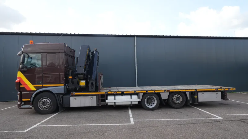 DAF - XF 460 6x2 flatbed truck with Palfinger PK 50002-EH Crane 510.600km
