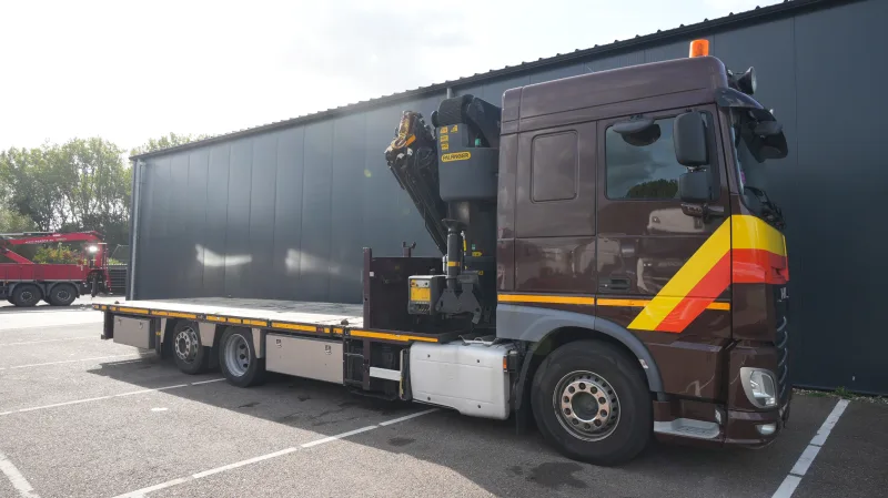 DAF - XF 460 6x2 flatbed truck with Palfinger PK 50002-EH Crane 510.600km