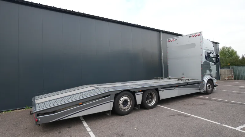 Scania - R 620 V8 6x2 Car/Machine transport 