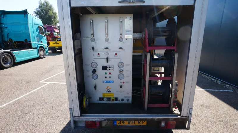 Hapert - 2 axle trailer with Atlas Copco XAHS37 compressor