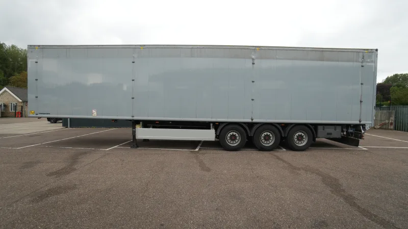 Kraker - 3 AXLE WALKING FLOOR 90m3